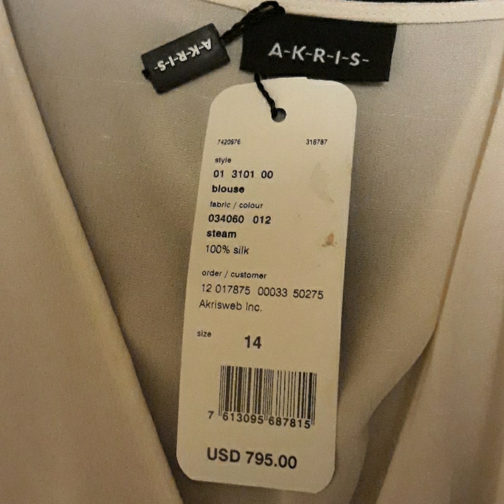 Akris Silk Cream Blouse NWOT - Picture 4 of 4